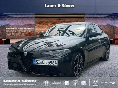 Gebraucht Alfa Romeo Giulia Premium 209 PS (153 kW) 2022 Schwarz Limousine
