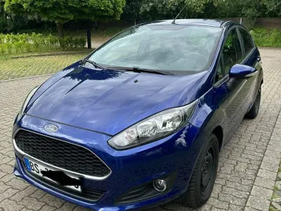 Gebraucht Ford Fiesta 101 PS (74 kW) 2017 Blau Kleinwagen