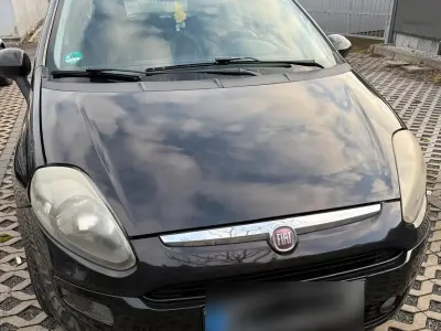Gebraucht Fiat Punto 77 PS (56 kW) 2011 Kleinwagen