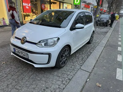 Occasion VW e-up! Move 61 kW (83 ch) 2021 Blanc Citadine