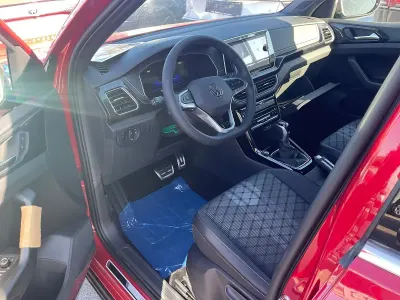 Ny VW T-Cross R-line 150 HK (110 kW) 2026 Rød SUV