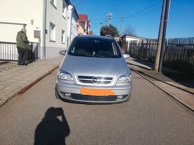 Gebraucht Opel Zafira Njoy 101 PS (74 kW) 2005 Silber Van / Kleinbus