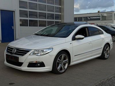 Second-hand VW Passat R-line 160 CP (117 kW) 2011 Alb Berlinǎ