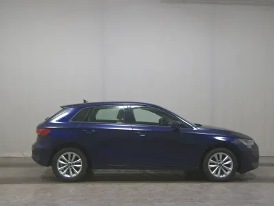 Gebraucht Audi A3 Basis 150 PS (110 kW) 2021 Blau Limousine