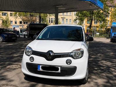 Begagnad Renault Twingo Life 69 HK (50 kW) 2017 Vit Halvkombi
