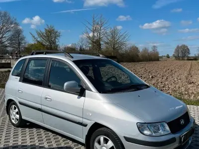 Gebraucht Hyundai Matrix 100 PS (73 kW) 2007 Silber Van / Kleinbus
