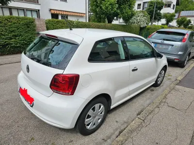 Gebraucht VW Polo Trendline 69 PS (50 kW) 2010 Weiß Kleinwagen