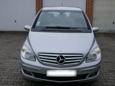 Gebraucht Mercedes B180 2006 Grau Van / Kleinbus