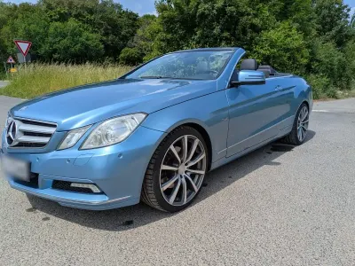 Gebraucht Mercedes E350 Avantgarde 231 PS (169 kW) 2010 Blau Cabrio