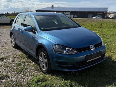 Gebraucht VW Golf VII Comfortline 86 PS (63 kW) 2014 Pacific blue metallic Kleinwagen