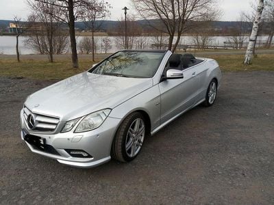 Gebraucht Mercedes E350 Avantgarde 265 PS (194 kW) 2010 Silber Cabrio