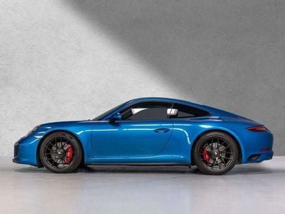 Porsche 911 Carrera 4 GTS