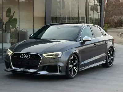 Gebraucht Audi RS3 Sport 400 PS (294 kW) 2018 Grau Limousine