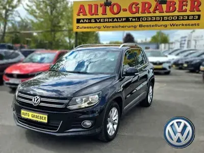 Gebraucht VW Tiguan LOUNGE 150 PS (110 kW) 2016 Schwarz SUV