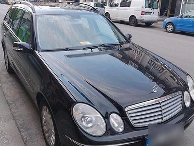 Mercedes E240