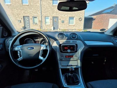 Gebraucht Ford Mondeo 115 PS (84 kW) 2009 Grau Kombi
