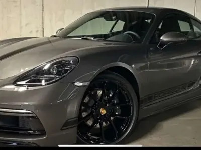 Gebraucht Porsche 718 299 PS (219 kW) 2024 Grau Coupé