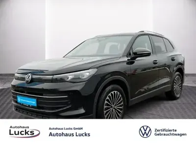 Gebraucht VW Tiguan Goal 150 PS (110 kW) 2025 Grenadillschwarz metallic (metallic) SUV