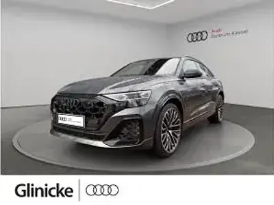Gebraucht Audi SQ8 Ambiente 507 PS (372 kW) 2024 Grau (daytonagrau perleffekt) SUV