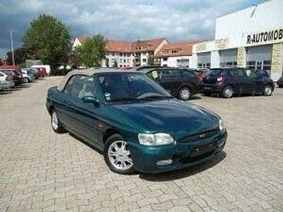 Gebraucht Ford Escort Cabriolet 116 PS (85 kW) 1995 Grün metallic Cabrio