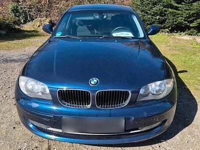 Usata BMW 118 142 CV (104 kW) 2010 Blu Utilitaria