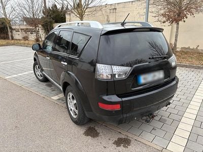 Gebraucht Mitsubishi Outlander 156 PS (114 kW) 2008 Schwarz SUV
