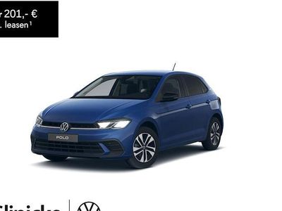 Blau Neu 2026 VW Polo Limousine | 24.086 € (Fairer Preis)