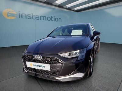 Grau Gebraucht 2025 Audi A3 Sportback Kleinwagen | 27.599 € (Superpreis)