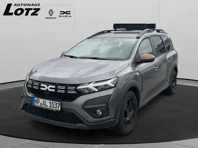Używany Dacia Jogger Extreme 110 KM (80 kW) 2025 Szary Minivan
