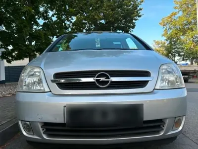Gebraucht Opel Meriva 101 PS (74 kW) 2003 Silber Van / Kleinbus