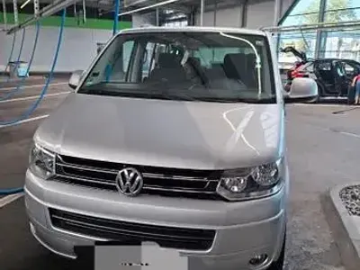 Gebraucht VW Multivan 179 PS (131 kW) 2012 Silber Van / Kleinbus