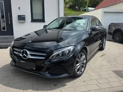 Używany Mercedes C250 Avantgarde 211 KM (155 kW) 2017 Czarny Sedan/Limuzyna