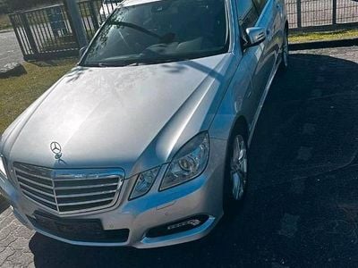 Usata Mercedes E350 231 CV (169 kW) 2009 Grigio Berlina