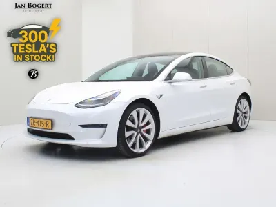 Second-hand Tesla Model 3 Performance 258 kW (351 CP) 2019 Alb Berlinǎ