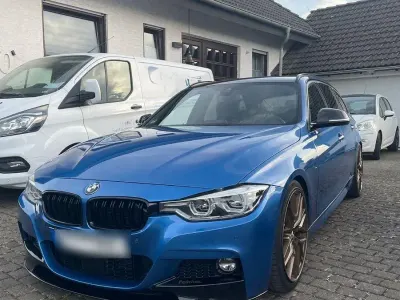 Gebraucht BMW 320 M Sport 190 PS (139 kW) 2017 Blau Kombi
