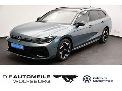 Second-hand VW Passat R-line 177 CP (130 kW) 2025 Verde Break