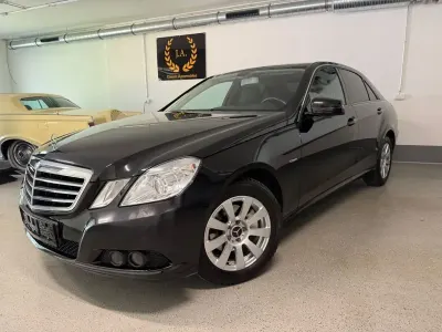 Gebraucht Mercedes E200 184 PS (135 kW) 2010 Schwarz Limousine