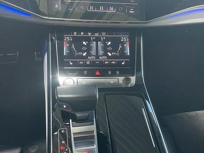 Gebraucht Audi Q8 Ambiente 286 PS (210 kW) 2019 Schwarz SUV