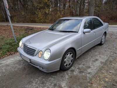 Mercedes E220