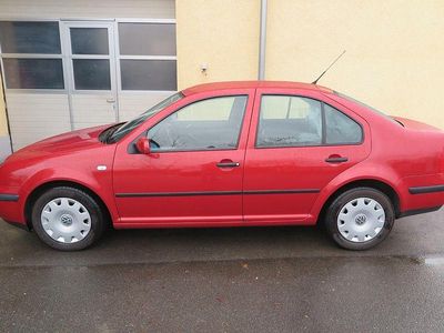 Gebraucht VW Bora 105 PS (77 kW) 2000 Rot Limousine