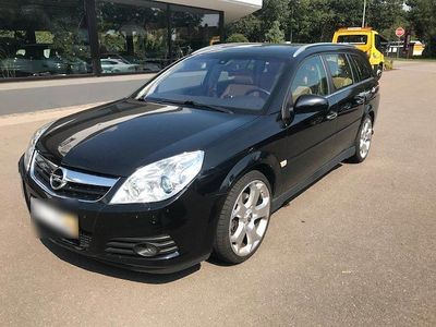 Second-hand Opel Vectra Cosmo 250 CP (183 kW) 2006 Negru Break