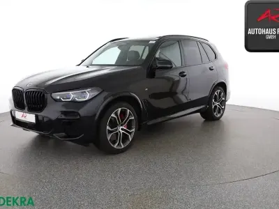 Gebraucht BMW X5 Sport Line 286 PS (210 kW) 2023 Black sapphire SUV
