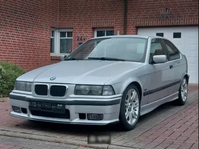 Używany BMW 323 170 KM (125 kW) 1998 Srebrny Coupe