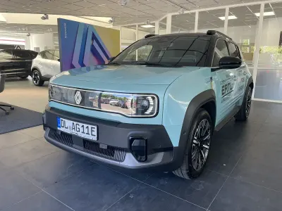 Gebraucht Renault 4 E-Tech Iconic 110 kW (150 PS) 2025 Schwarz SUV