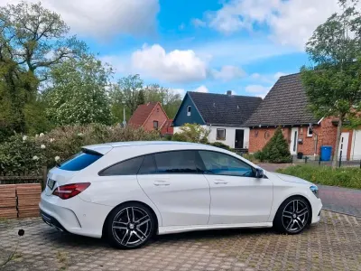 Gebraucht Mercedes CLA200 AMG line 136 PS (100 kW) 2018 Weiß Coupé