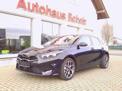 Gebraucht Kia Ceed Spirit 140 PS (102 kW) 2025 Schwarz Kleinwagen
