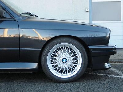 Gebraucht BMW M3 Cabriolet Performance 215 PS (158 kW) 1991 Schwarz Cabrio