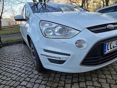 Gebraucht Ford S-MAX Titanium S 163 PS (119 kW) 2012 Weiß Van / Kleinbus
