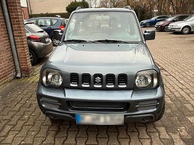 Usado Suzuki Jimny 86 HP (63 kW) 2008 Cinzento SUV