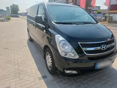 Gebraucht Hyundai H-1 170 PS (125 kW) 2026 Schwarz Van / Kleinbus